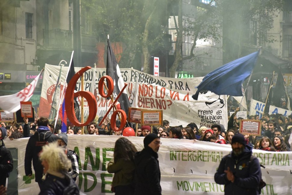 Central sindical de Uruguay realiza primer paro general contra nuevo Gobierno