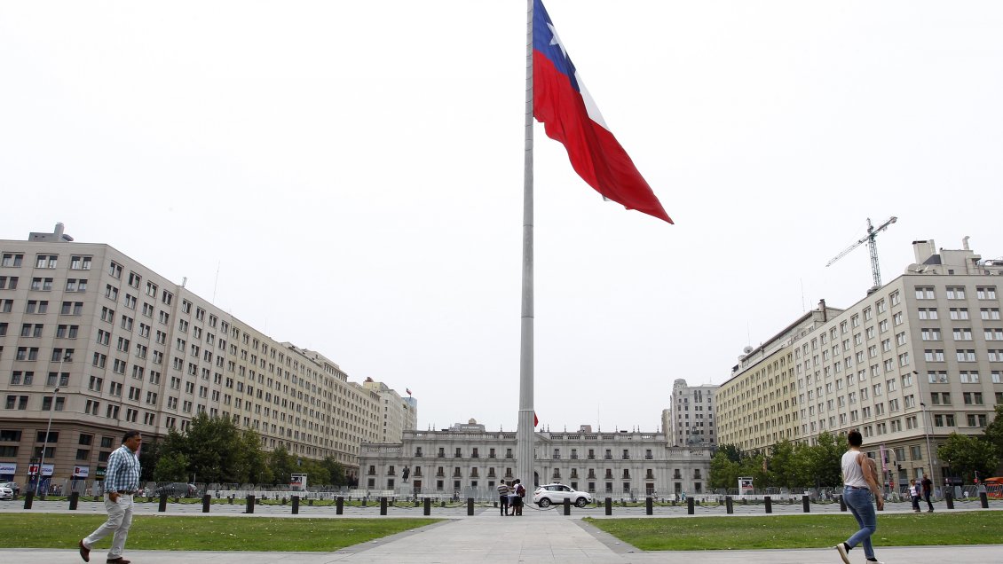 Comisión Chilena de Derechos Humanos: Funcionarios públicos tienen derecho a desobedecer la orden del Gobierno