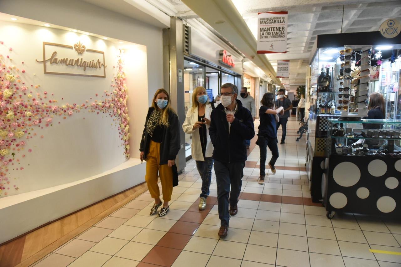 Epidemióloga por apertura de malls: «Los fallecidos que esto causará serán responsabilidad de las autoridades»