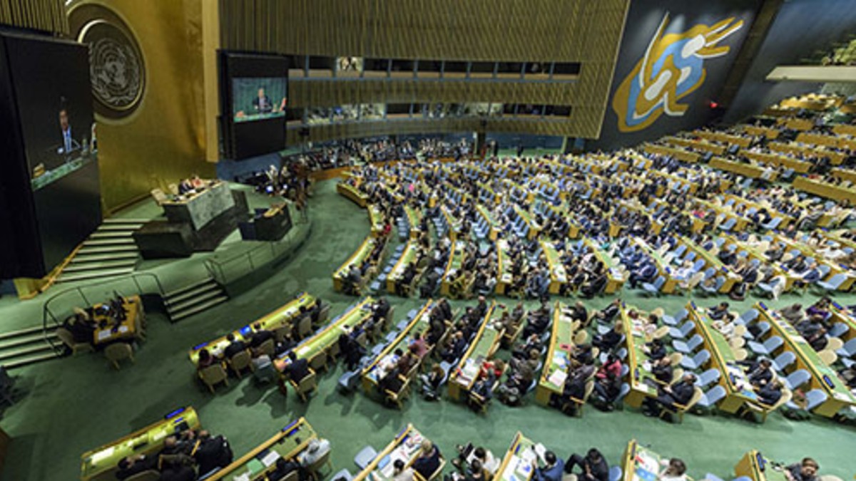 Asamblea General de la ONU acoge resolución que exige acceso justo a vacunas del Covid-19