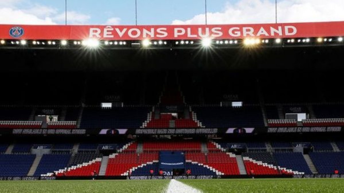 Francia: Gobierno suspende ligas de fútbol y rugby por COVID-19