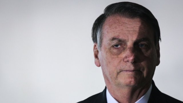 «¡Váyase a casa!»:  Bolsonaro volvió a desafiar la cuarentena y lo abuchearon