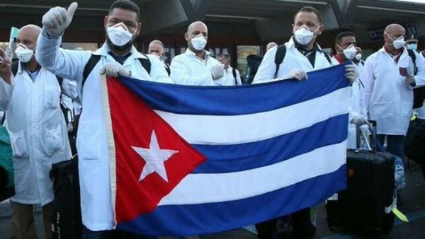 Cubanos trabajadores de la salud apoyan combate contra el Covid-19 en 15 países