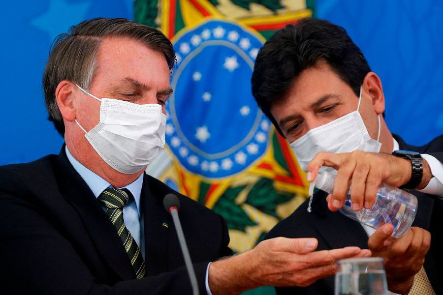 Brasil: Ministro de Salud derrota a Bolsonaro en polémica por coronavirus