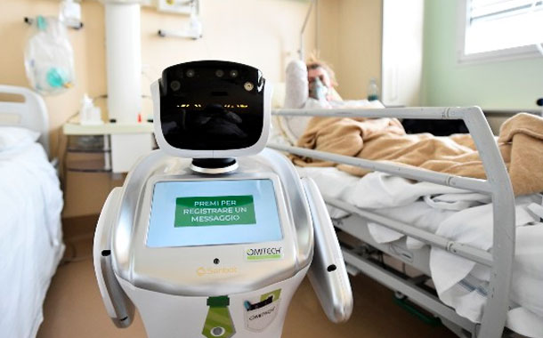 ¿Cómo los robots ayudan a  cuidar a los enfermos de coronavirus en Italia?