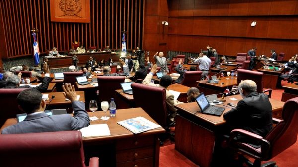 Senado dominicano discute prorroga de estado de emergencia por Covid-19