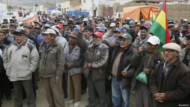 Denuncian despidos arbitrarios en Bolivia con complicidad del Gobierno de facto