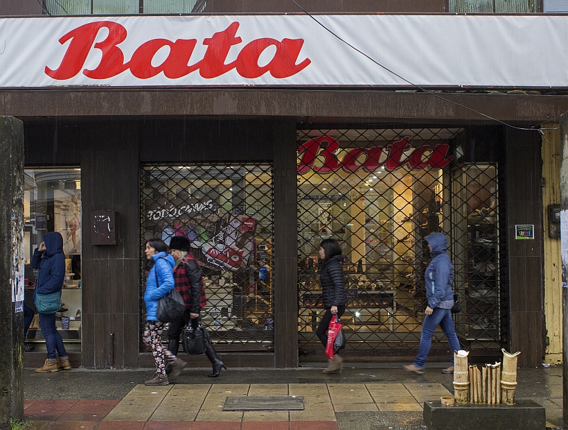 Empresa Bata se acogió a la ley de protección al empleo: Trabajadores criticaron la medida
