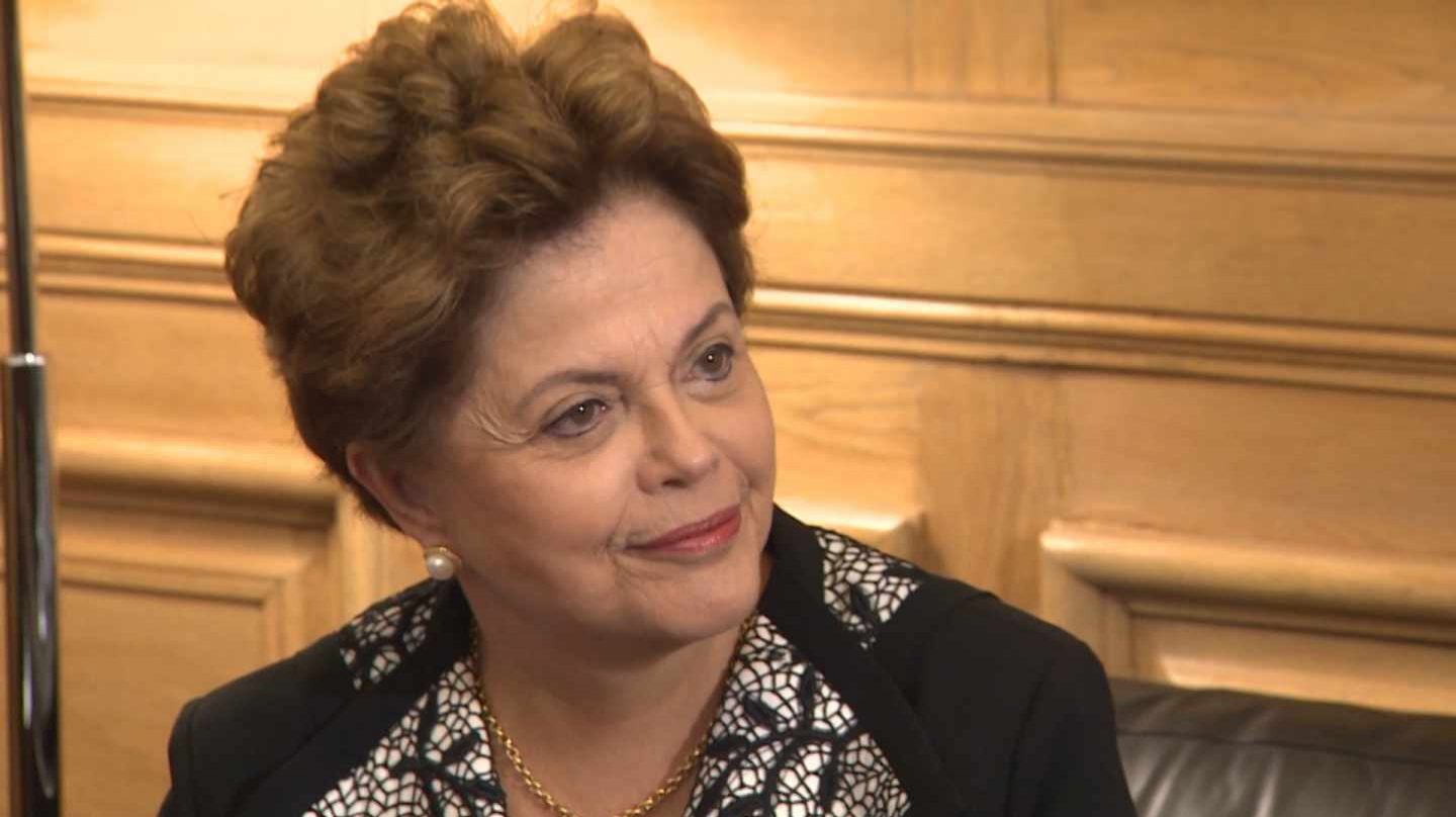 Entrevista a Dilma Rousseff: En Brasil tenemos un Presidente que no cree que existe la pandemia