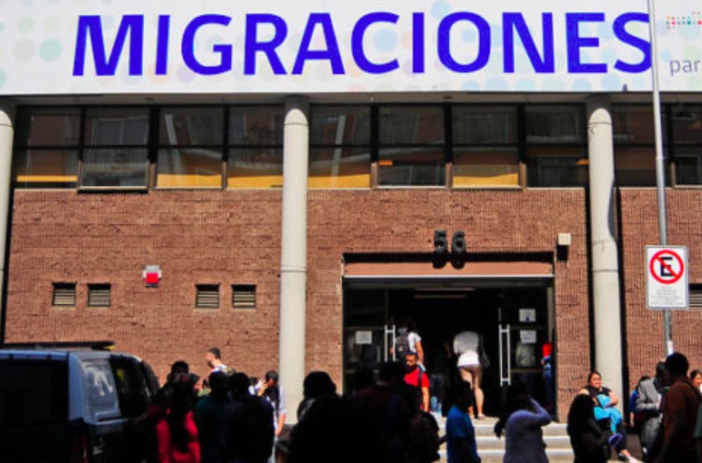 Nueva ley de migraciones avanza en el Congreso: Comisión de DDHH del Senado aprobó la iniciativa