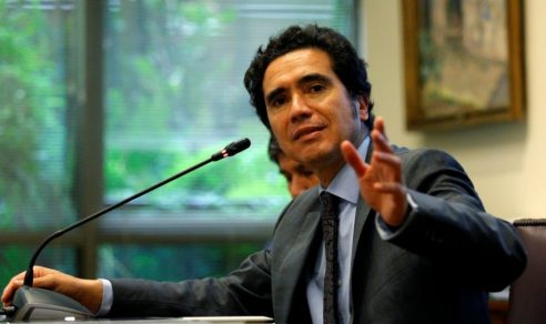 Ministro de Hacienda descarta solicitud de préstamo al FMI