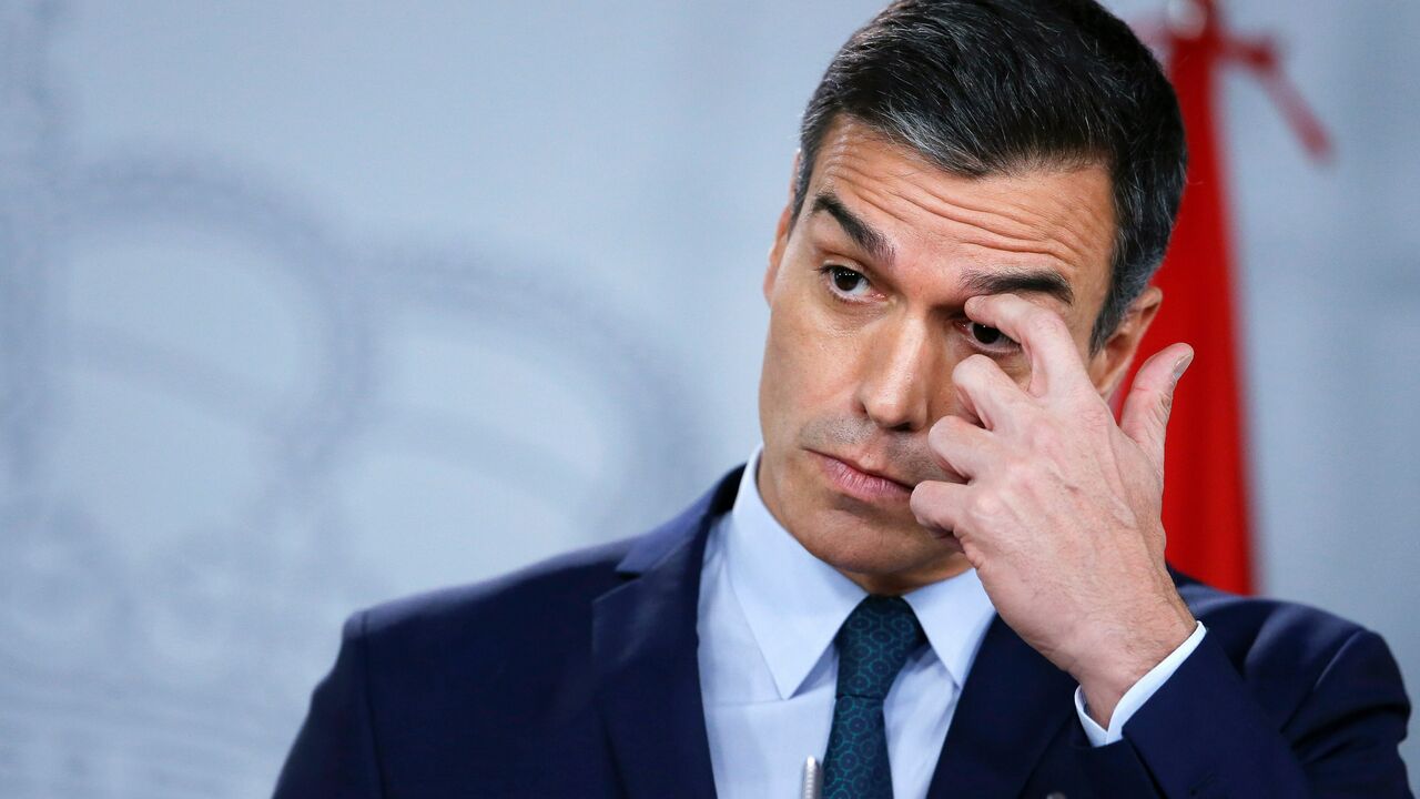 La ultraderecha de España presenta una moción de censura contra Pedro Sánchez