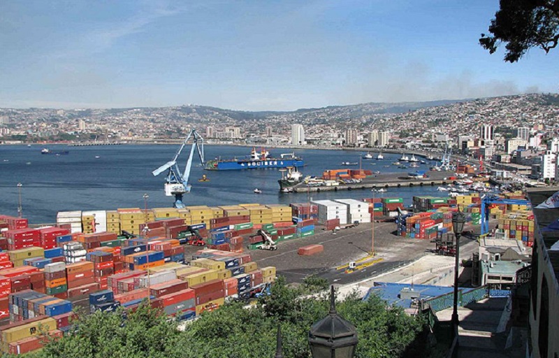 Intercambio comercial de Chile cayó 9,6% en los primeros cuatro meses del año