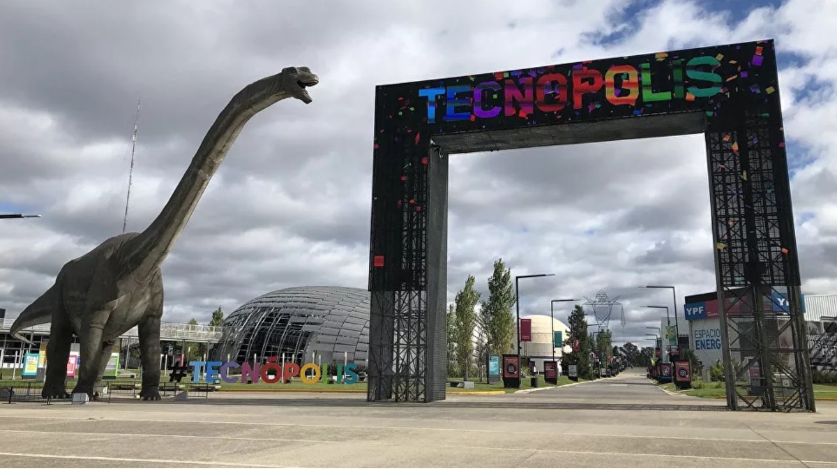 Argentina convierte el parque tecnológico más grande del país en hospital de campaña