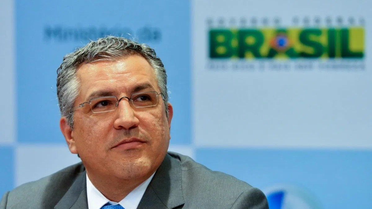 Exministro Alexandre Padilha: «La pandemia reveló la postura genocida de Bolsonaro»