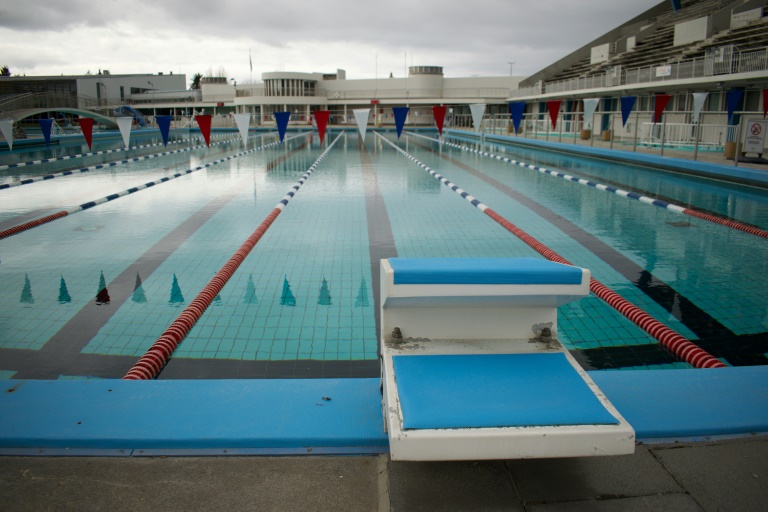 Cierre de las piscinas por la pandemia representa un drama para los islandeses