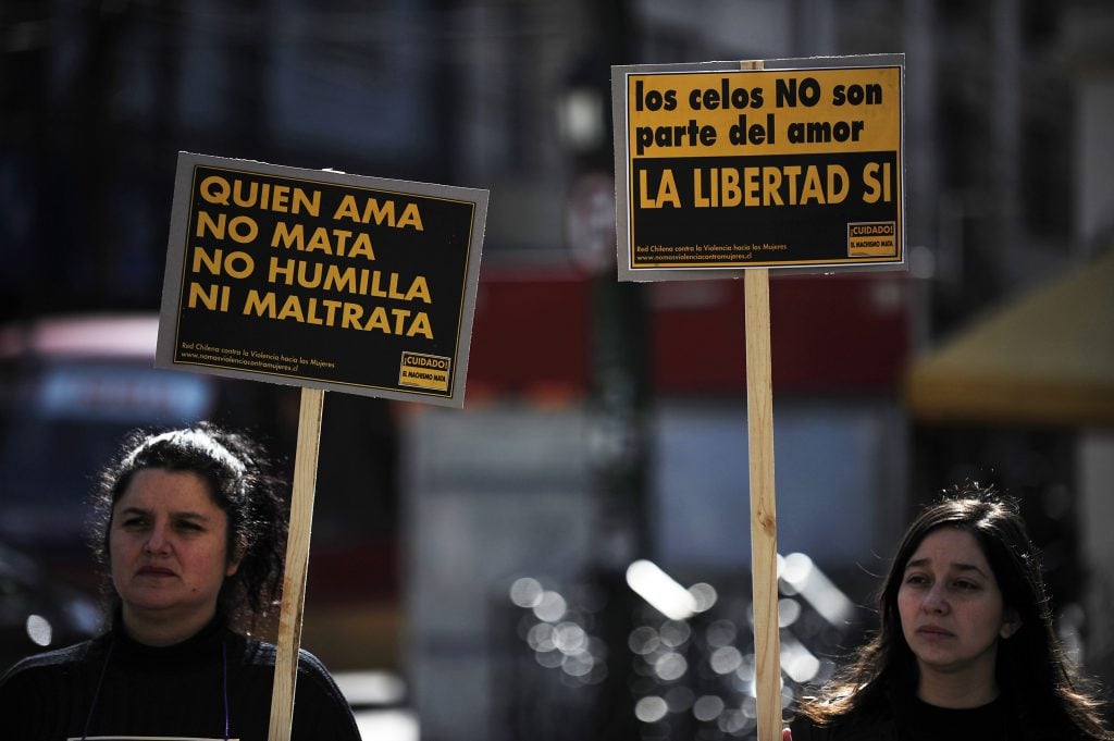 Organizaciones feministas y de mujeres llaman a mejorar proyecto de ley para garantizar derecho a una vida libre de violencia