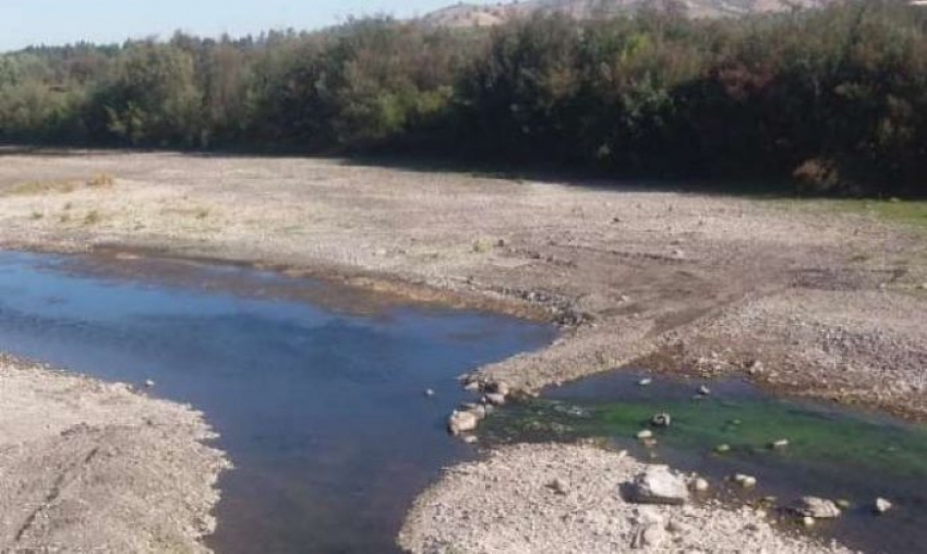 Alcalde de Pelarco al Gobierno: No se olviden de la sequía en la Región del Maule