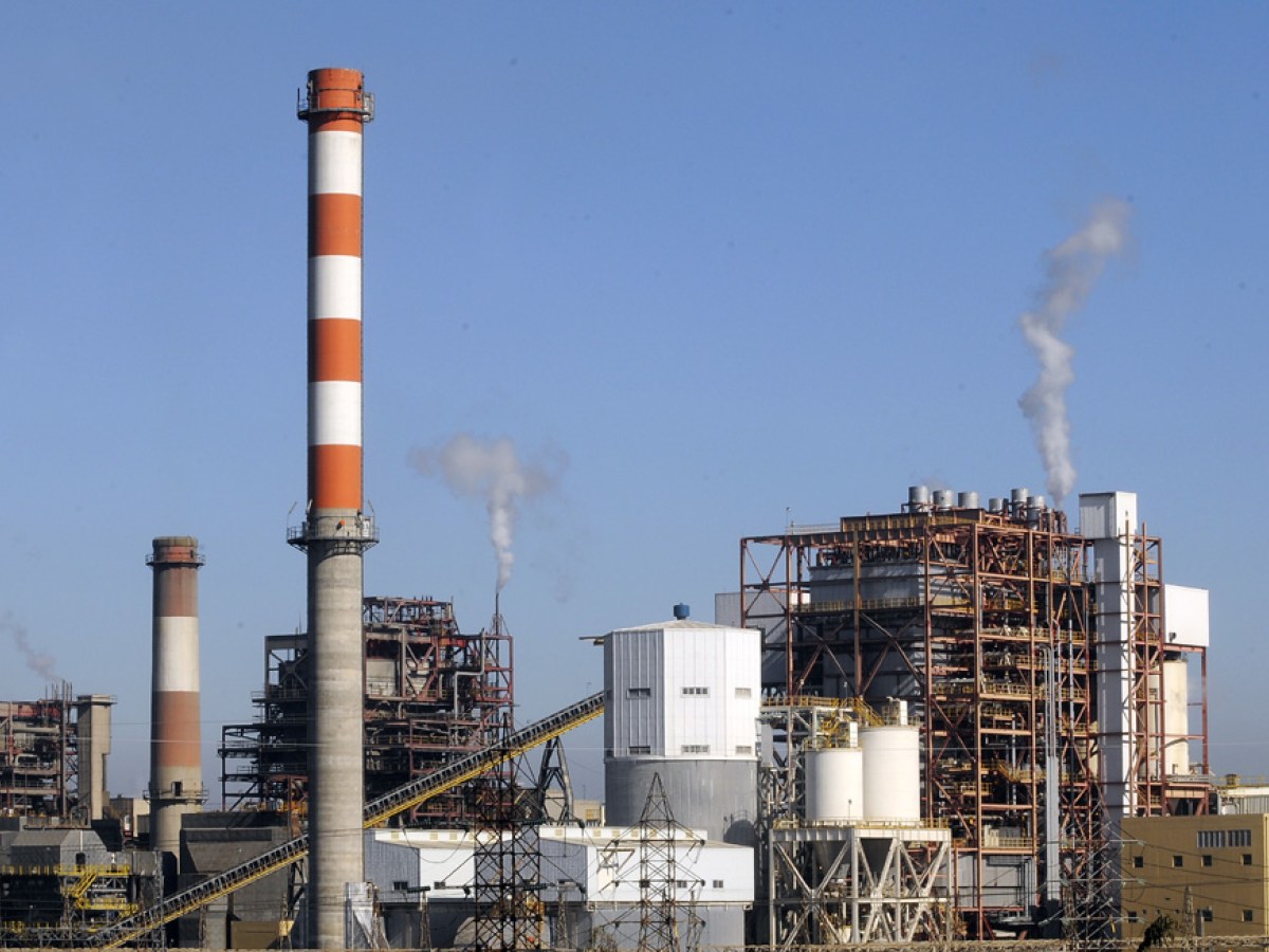 Comisión de Medio Ambiente aprueba idea de legislar el cierre anticipado de las termoeléctricas a carbón