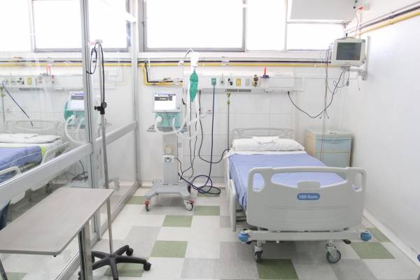 Ancud: habilitan 6 camas críticas en Hospital San Carlos para pacientes con COVID-19