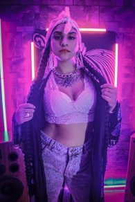 Flor de Rap da un giro en 180 y se aventura en el trap con «Don’t stop»