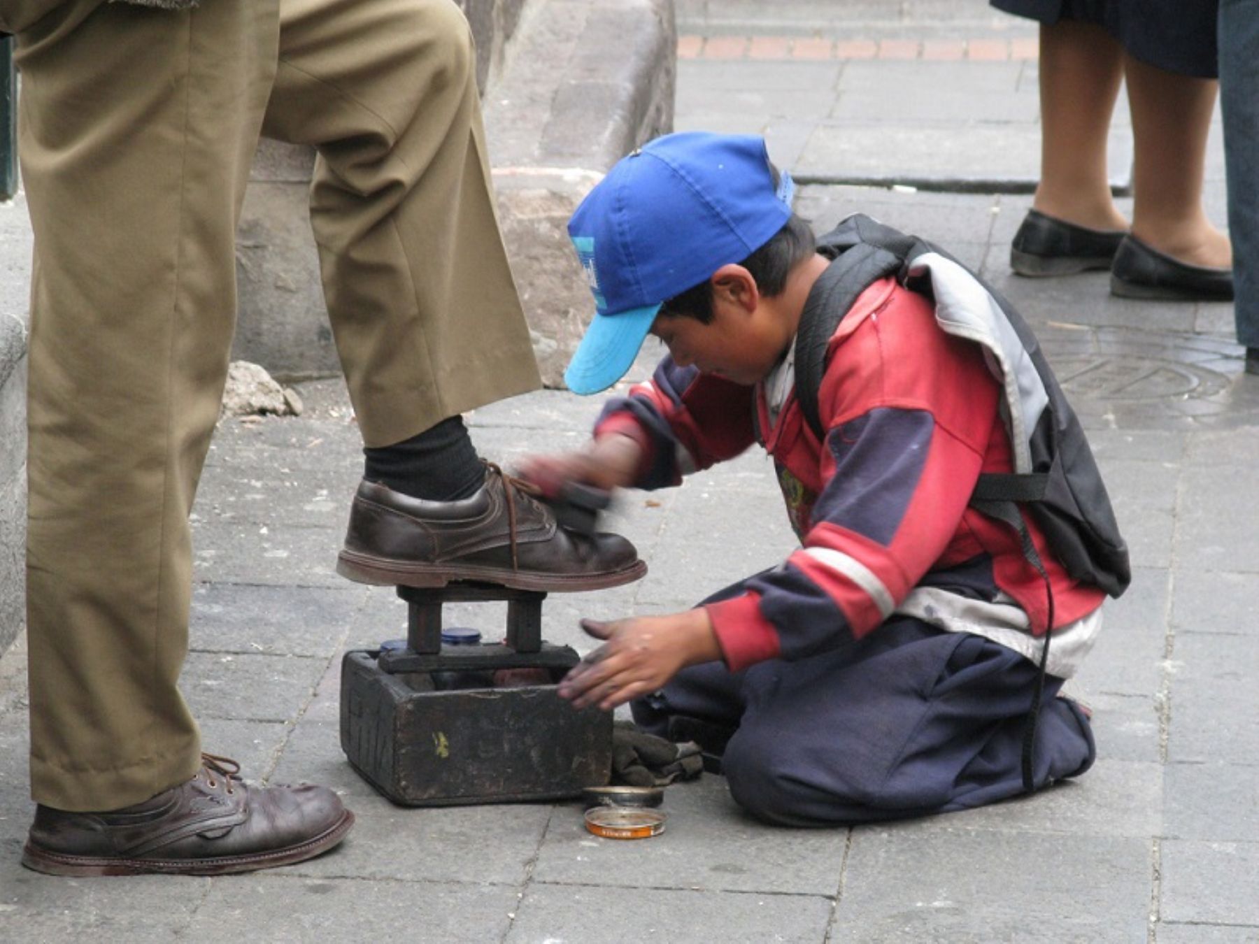 Работая быть бедным. Детский труд в Китае.