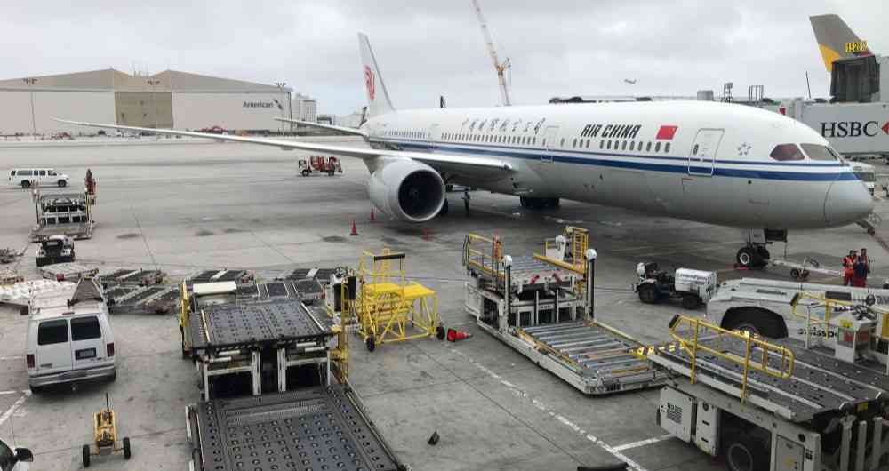 China se pronuncia ante la decisión de EE.UU. de suspender vuelos de aerolíneas del gigante asiático