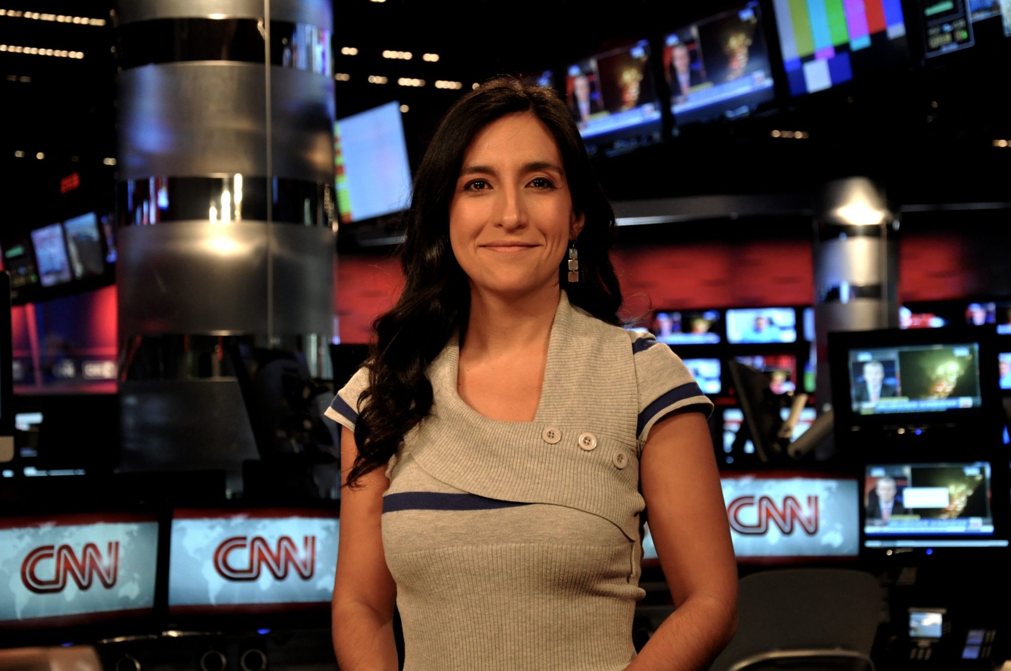 Periodista chilena en EEUU es criticada por manifestar ‘pena’ ante ventanas rotas de CNN tras asesinato de Floyd