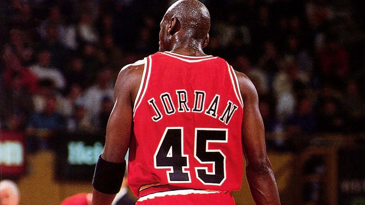 Michael Jordan y varias estrellas del basquet se unen a la indignación por el asesinato de George Floyd