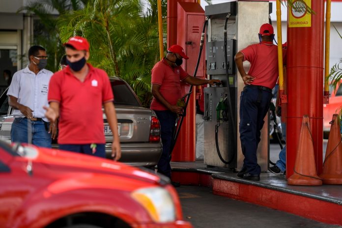 Venezuela: estaciones de servicio de gasolina abrirán las 24 horas