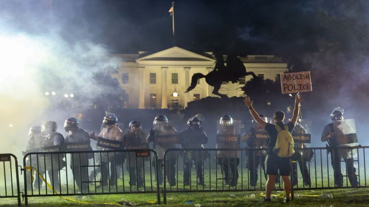 Sexto día de protestas en EE.UU. por la muerte de George Floyd: una noche de caos se vivió en la Casa Blanca