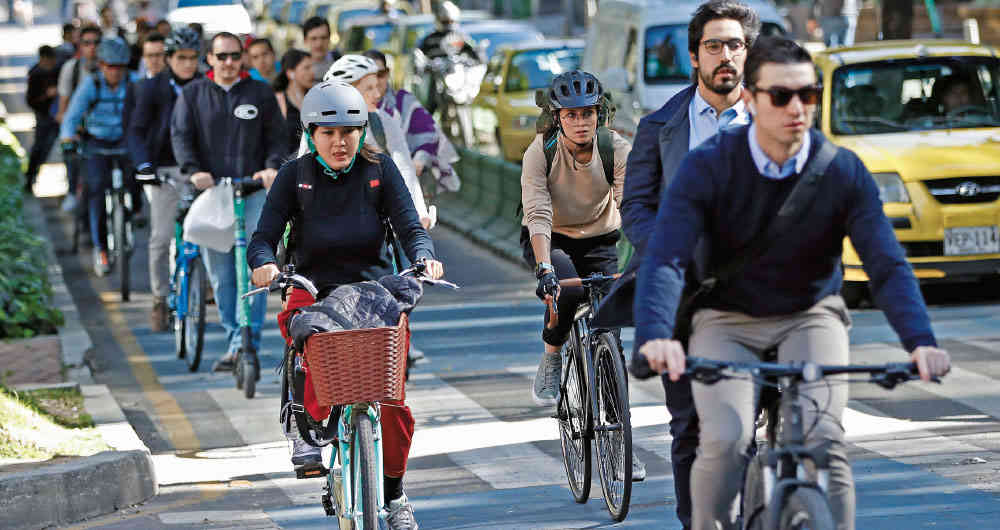 Ipsos: Chile lidera ranking mundial de percepción de peligro para viajar en bicicleta