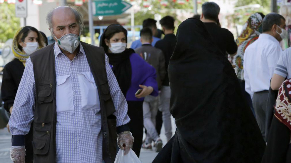 Rohaní: «25 millones de iraníes se han contagiado de coronavirus y 35 millones más están en riesgo de contraerlo»