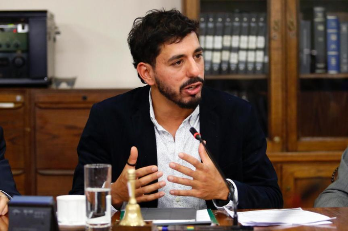 Presidente del PPD criticó voto de diputada Carvajal que definió censura a Jorge Brito en Comisión de Defensa