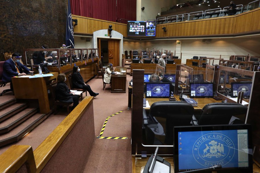 Senado rechaza veto presidencial y obliga a Piñera a promulgar ley que impide el corte de los servicios básicos