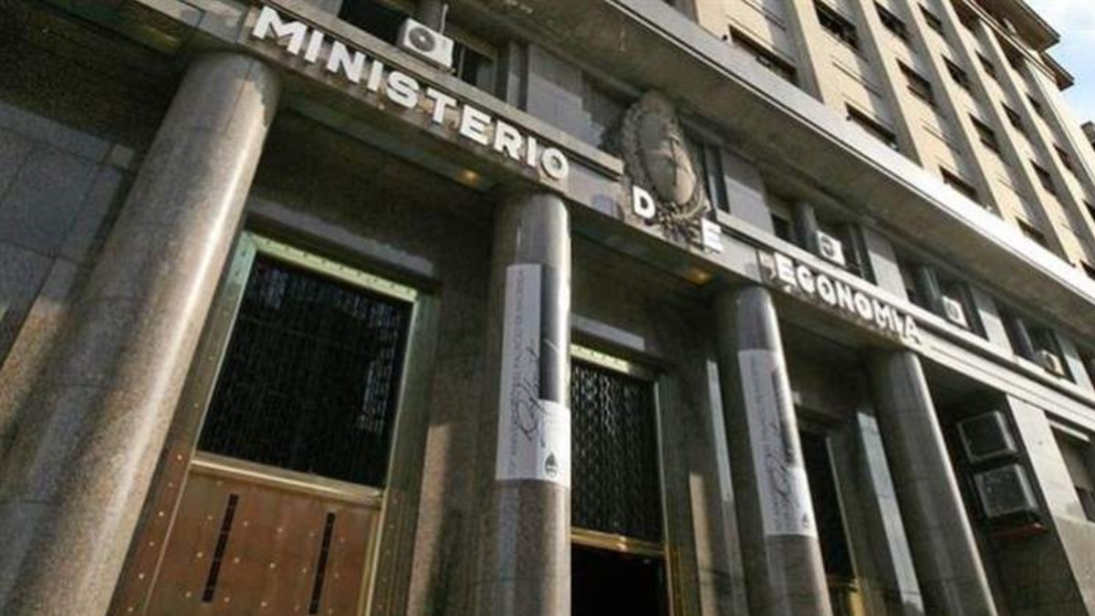 Ministerio de Economía de Argentina da a conocer enmienda para el canje de la deuda