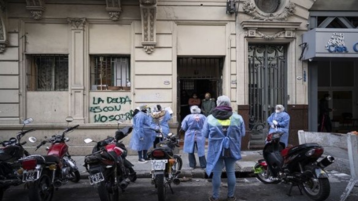 Argentina rebasa los 100.000 contagios de coronavirus