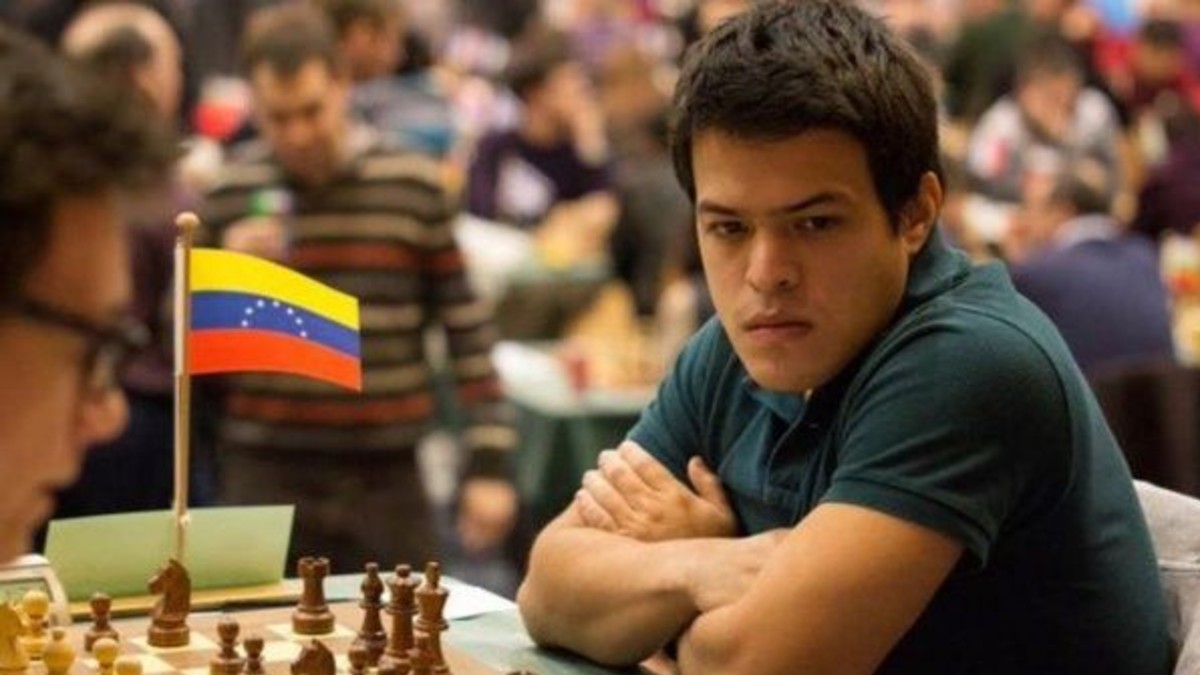 Venezolano se corona como campeón de torneo iberoamericano de ajedrez