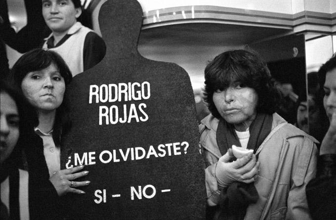 Recuerdo de aquel terrible 2 de julio de 1986, en homenaje a Carmen Gloria y Rodrigo