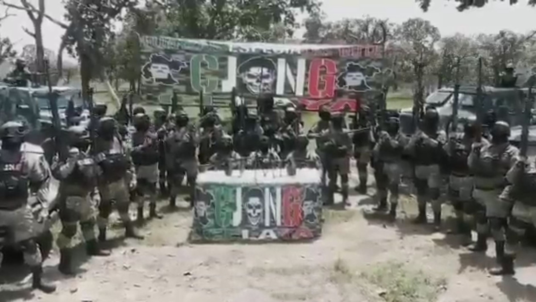 (Videos) Guerra entre cárteles mexicanos se apodera de las redes sociales