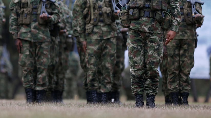 Corrupción, violaciones y espionaje: la ola de escándalos que sacude al Ejército colombiano