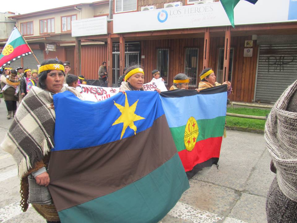 Comunidades Mapuche-Williche se manifiestan en contra del «nuevo Pueblo Originario de los Williche en Chiloé»