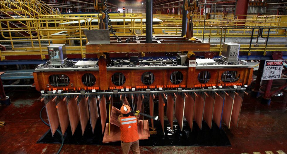 Impulsada por la minería y las manufacturas: Producción industrial en Chile creció 2,7 por ciento en noviembre