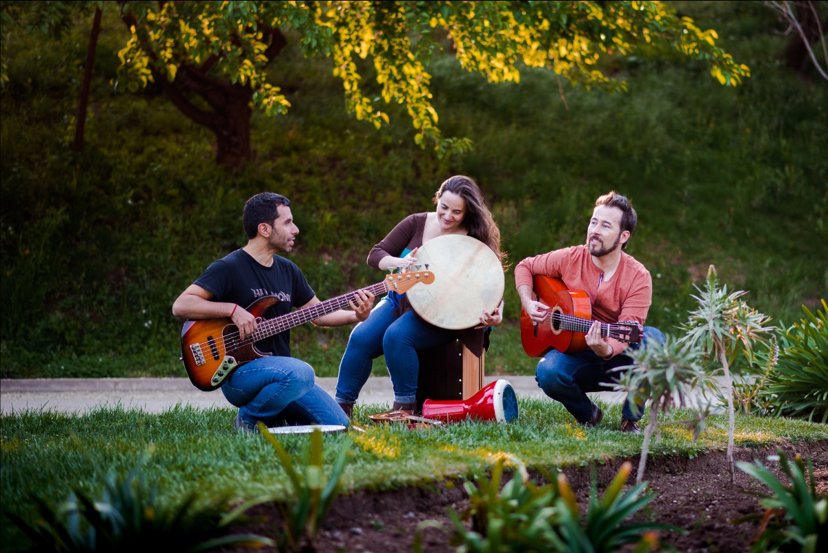 Mosaico Fusión y su nuevo single: «En una época como ésta, los sistemas tambalean»