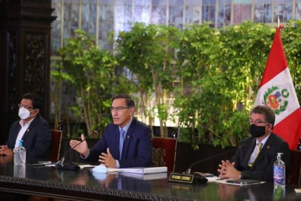 «Soy una persona de palabra»: presidente de Perú convoca elecciones para abril de 2021