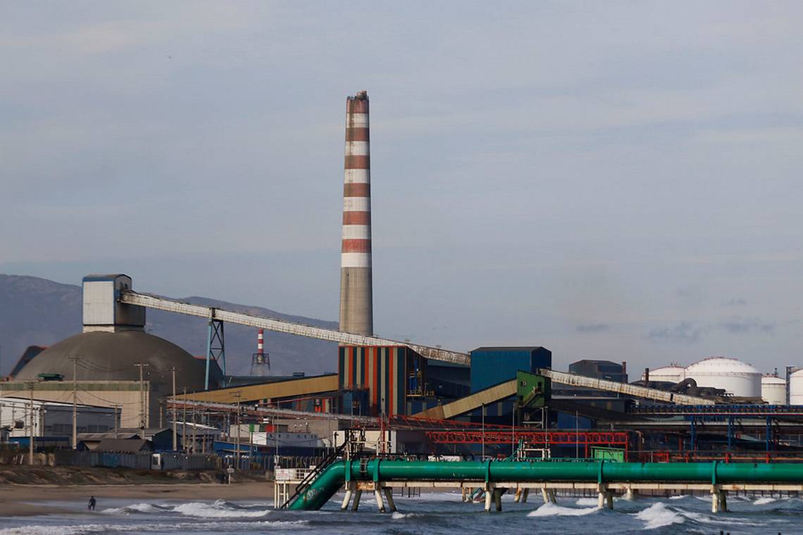 Avanza estudio de proyecto que prohíbe centrales termoeléctricas a carbón