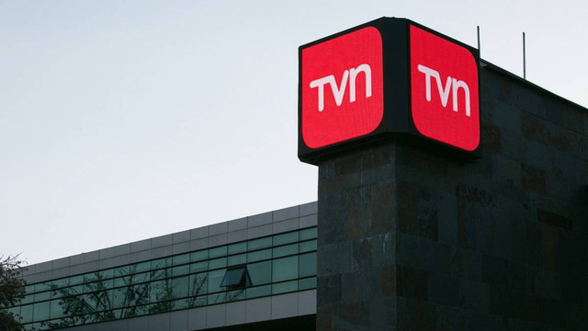 Gobierno anunció proyecto para modificar ley que regula a TVN y dar derecho a voto a representante de trabajadores en el directorio