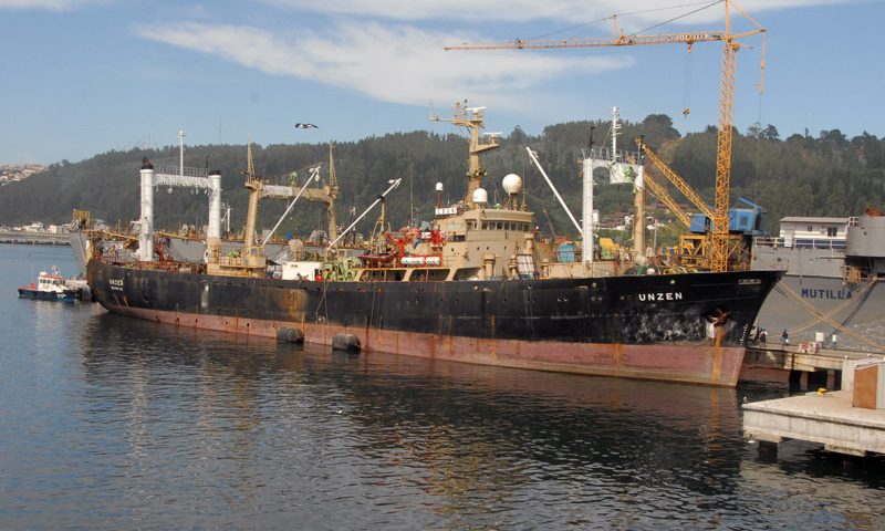 Puerto Montt: evacuarán de buque factoría a 8 tripulantes  con síntomas de Covid-19
