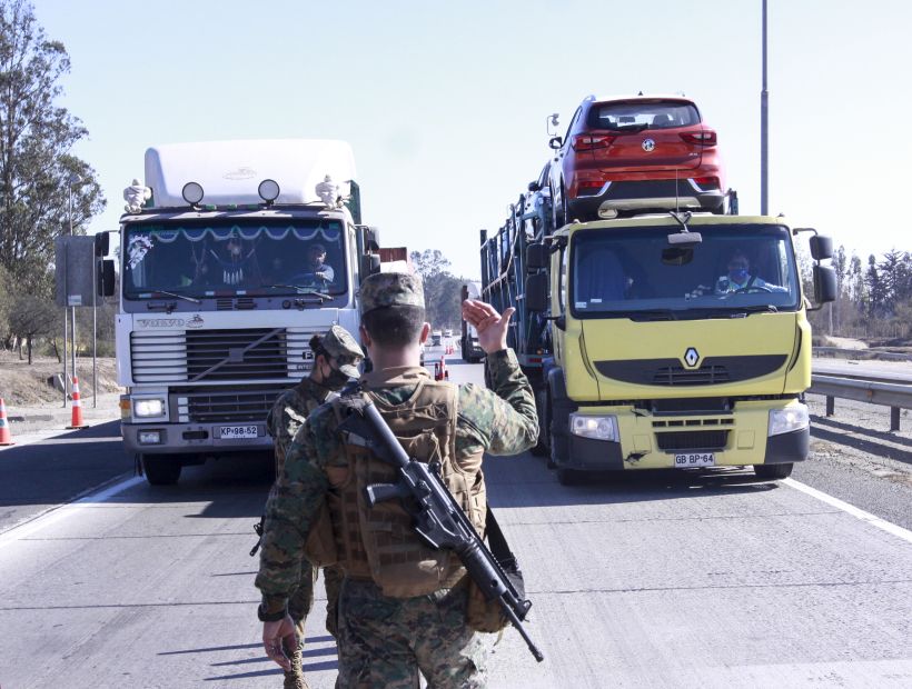 “Quieren matar el coronavirus a balazos”: Florcita Motuda cuestiona el uso de armamento de guerra en los controles sanitarios