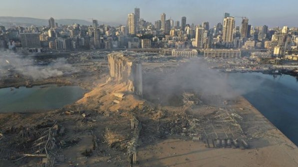 El Líbano no descarta impacto de cohete o bomba como causas de la explosión en Beirut